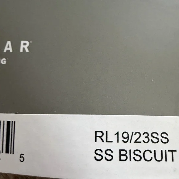 Raquel Welch Platinum Blonde Lace Front Wig - Picture 7 of 7